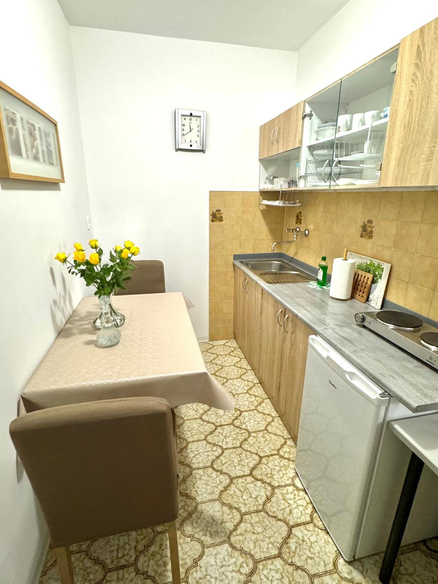 אומאג Apartment Kontrada מראה חיצוני תמונה